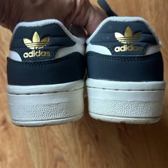 ADIDAS shoes | women’s sz 7.5 - Picture 5 of 7